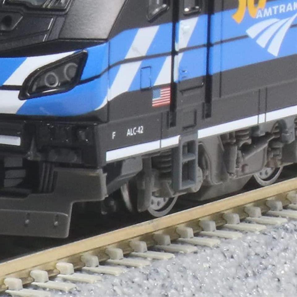 KATO N Gauge ALC-42 Charger Amtrak Day One #301 50th Anniversary
