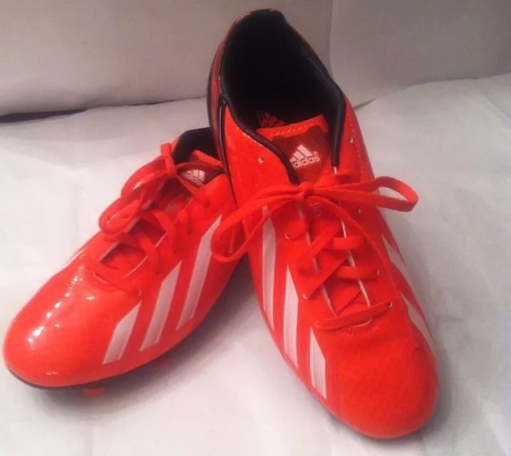 Adidas traxion best sale f10