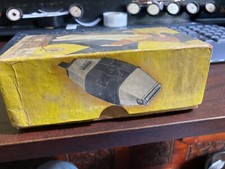 UNDERWOOD ANTIQUE RASOR / ELECTRICAL SHAVER IN HIS ORIGINAL BOX