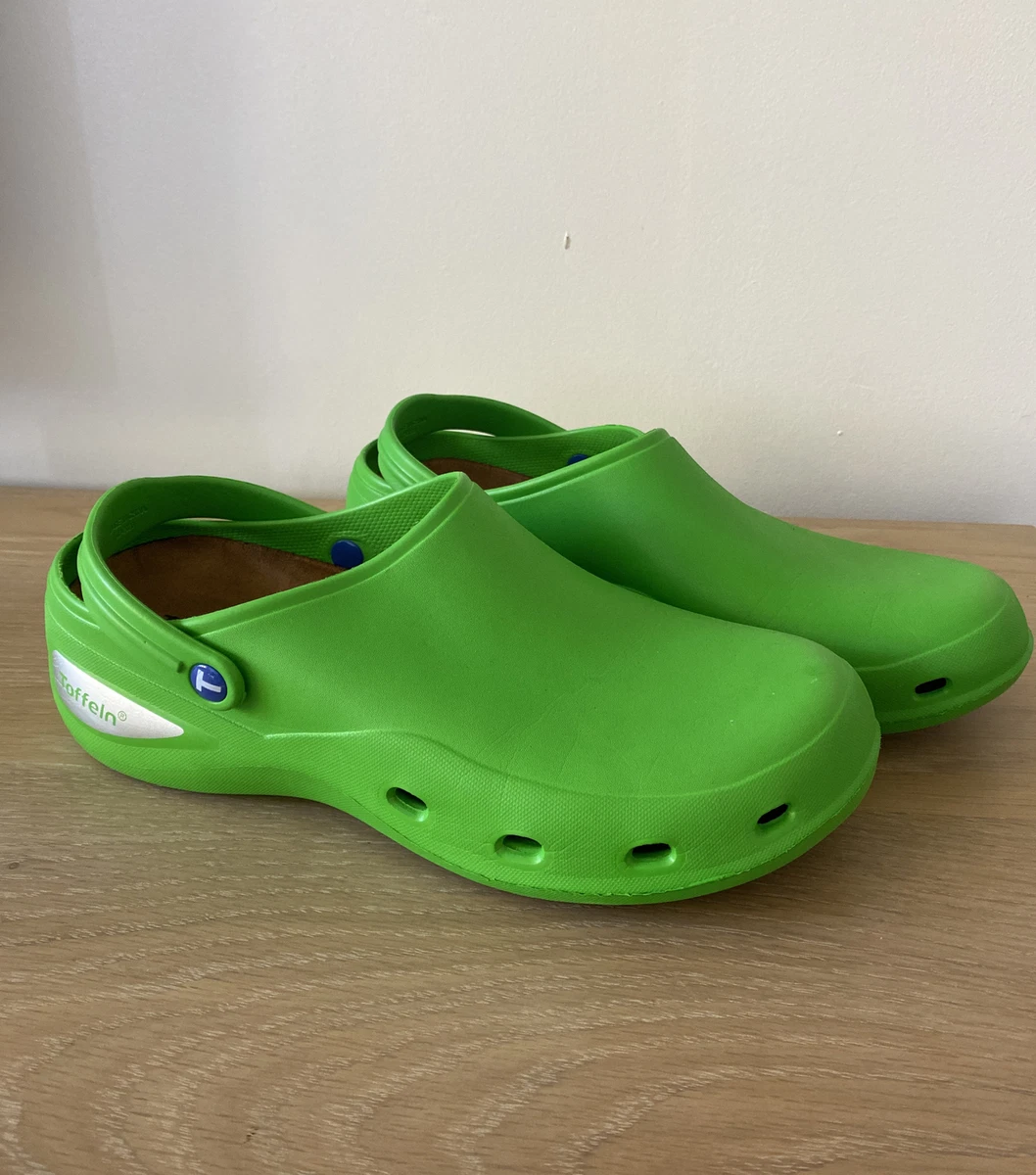 Mens surgical deals clogs