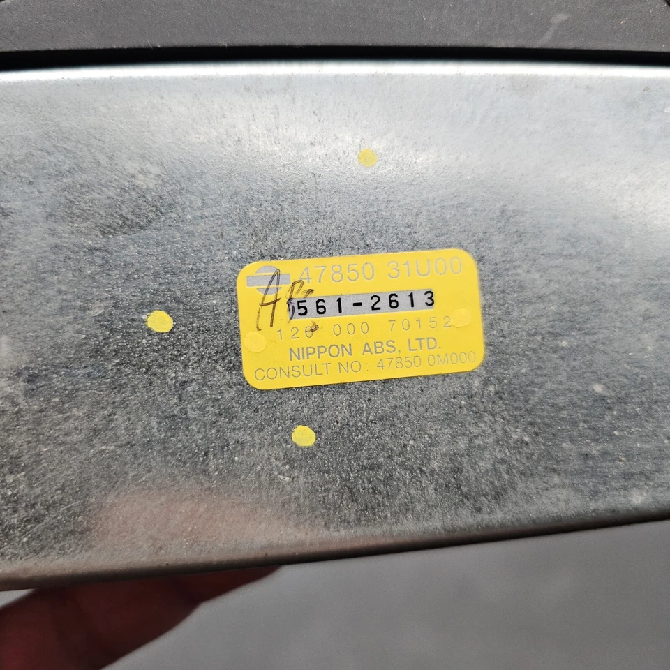 Módulo de unidad de control ABS 1995-1997 Infiniti 130 y Nissan Máxima OEM 47850-31U00 Foto 3 de 4