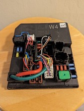 13 14 2013 2014 Nissan Leaf Engine Fuse Box Relay Junction Block 284B73NA3A IPDM