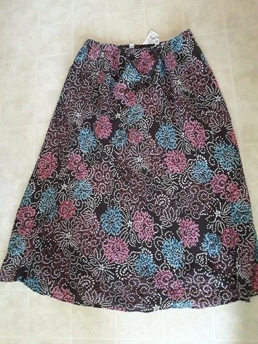 CATO GEFÜTTERTER MAXIROCK ZUM ÜBERZIEHEN BOHO RETRO ~ MEHRFARBIG GEBLÜMT 18/20 W NEU