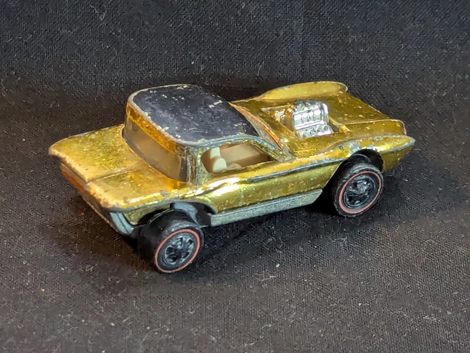 Vintage Original RedLine Hot Wheels PYTHON Gold 1966 USA Red Line - Image 2 of 4