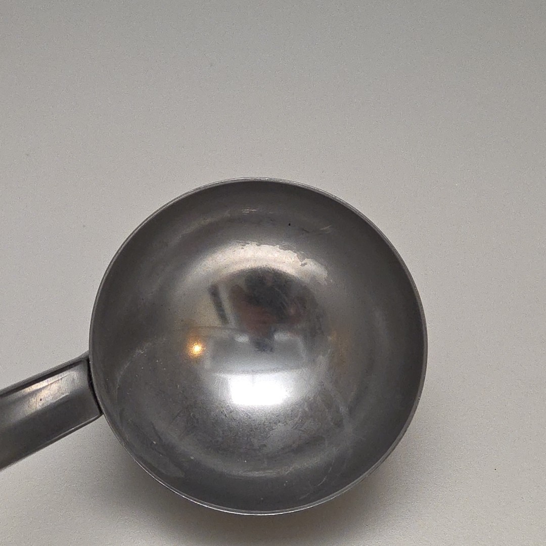 VOLLRATH Stainless Steel Serving Ladle 4 oz 58044 Black Kool Handle Sheboygan WI