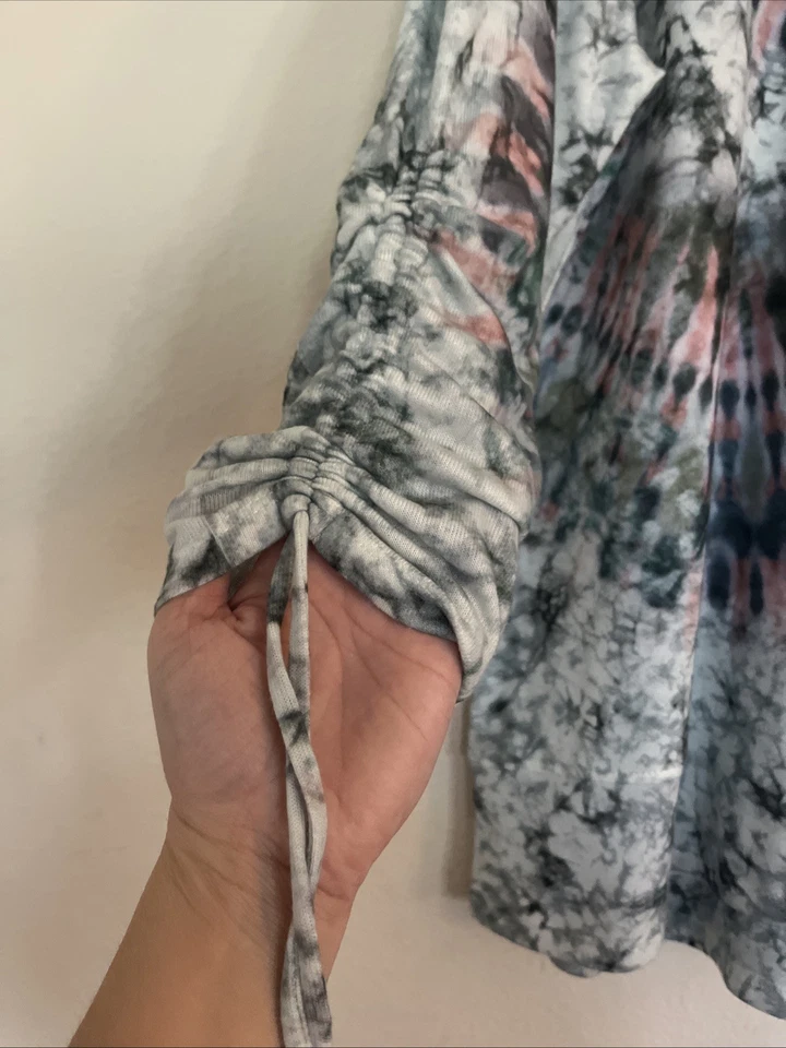 Camisa Top Boho Live Para Mujer Manga Larga Azul Tie Dye Talla 1X Foto 3 de 4