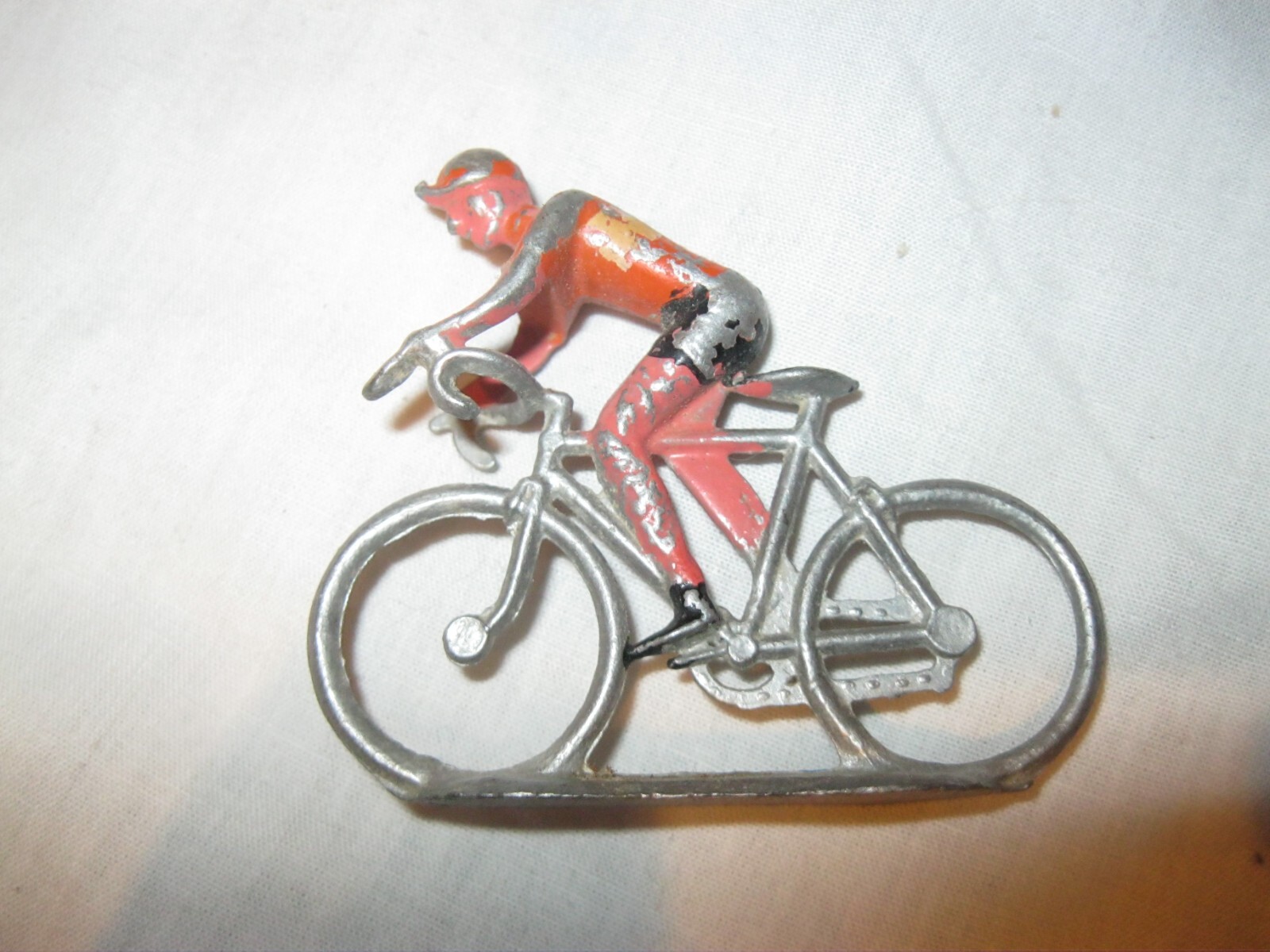 🚲 Vintage Lot 3 Anciens PETITS CYCLISTES en MÉTAL QUIRALU ? Figurine