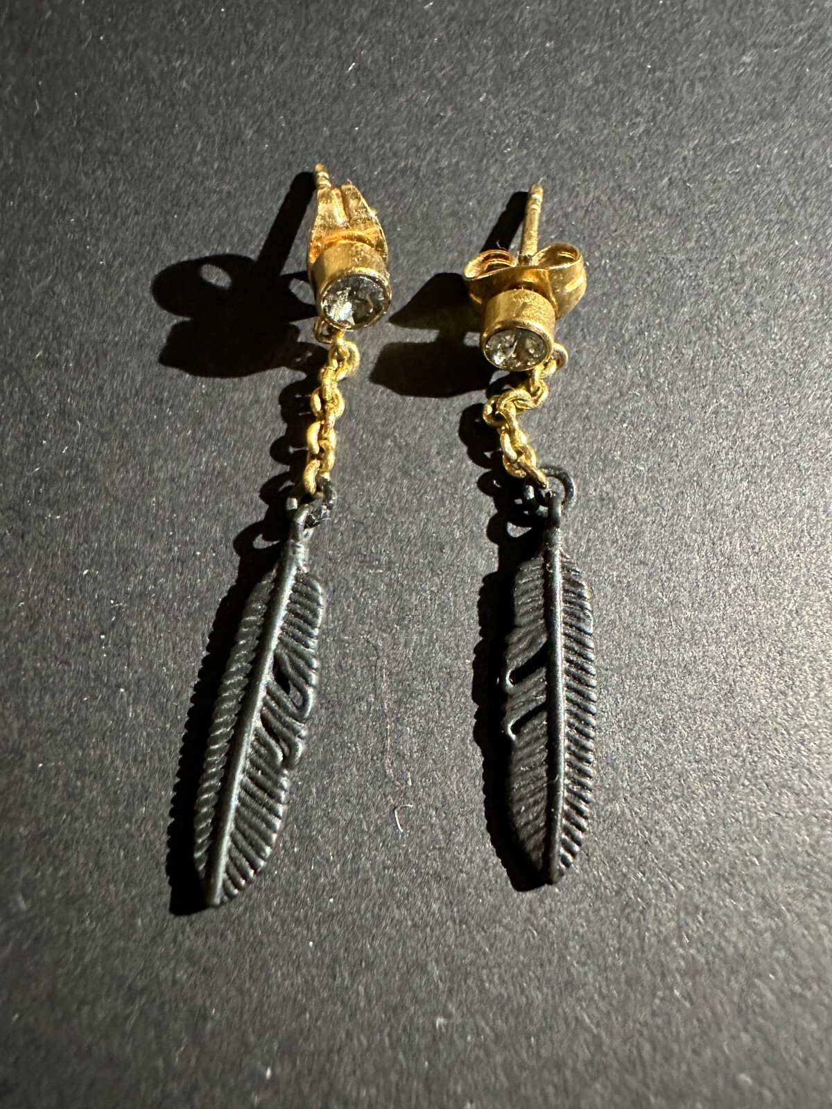 COACH 1941 *AUTHENTIC* BLACK & GOLD FEATHER DROP EARRINGS