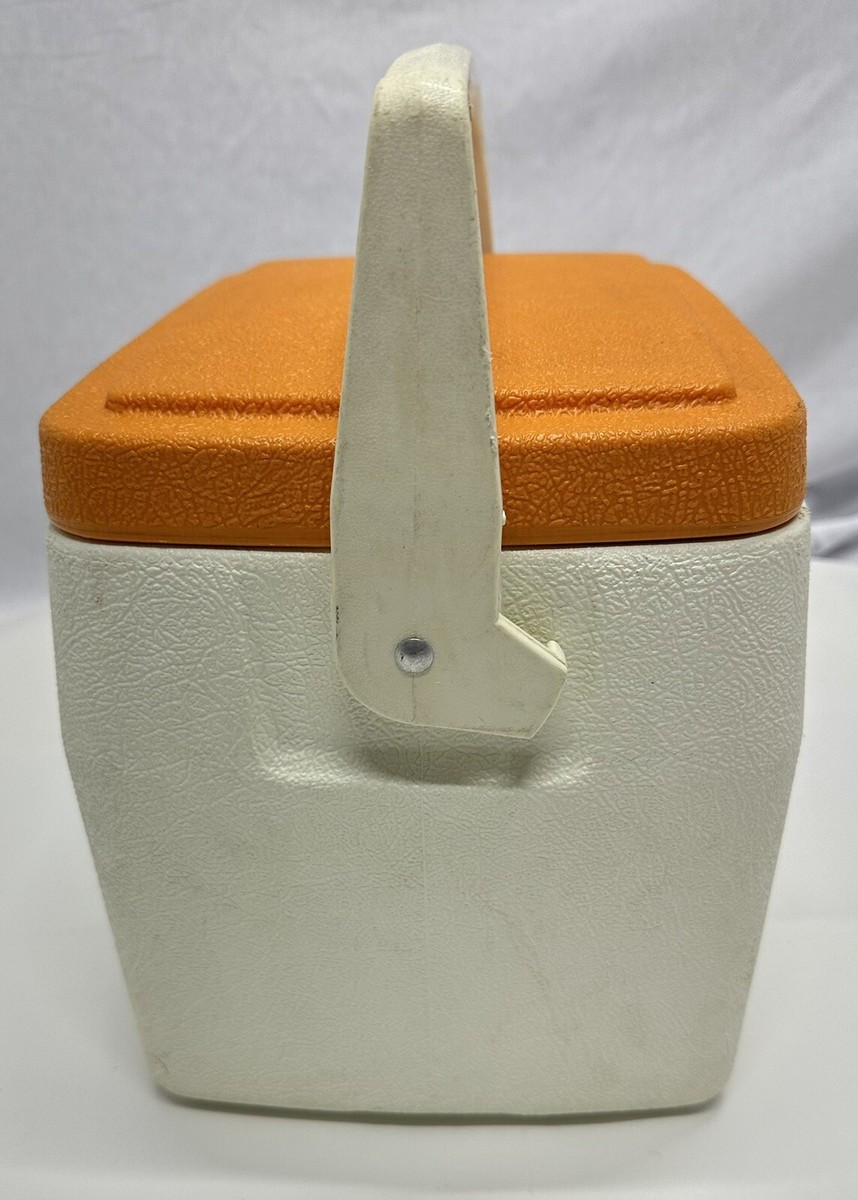 Vintage 1983 Coleman Model 5272 Lil Oscar Cooler Orange Lid 6 Pack