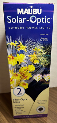 Rare Vintage Malibu solar-optic outdoor flower light Irises (NOS)