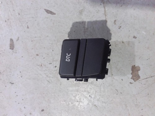 BMW 5 SERIES E60 10/03-04/10 - DTC Switch 915905102
