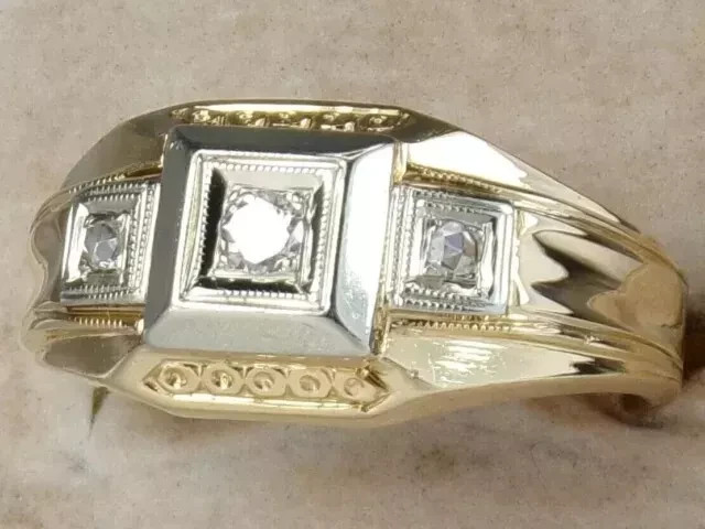 2 Ct Round Cut Moissanite Men's Wedding Band in 14K Yellow Gold