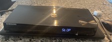 Samsung BD-H5100 Blu-ray Disc Player HDMI Black with Samsung Blu-ray w/ Remote.