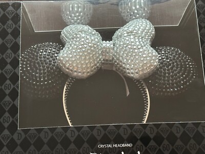 Disney disneyland 60th anniversary SWAROVSKI CRYSTAL minnie  display picture 3
