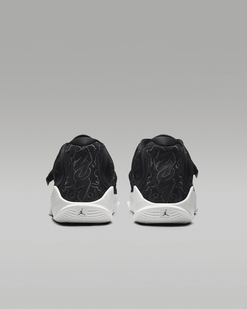 Nike Jordan Zion 3 SE Williamson M.U.D. Ash Basketball Mens  display picture 3