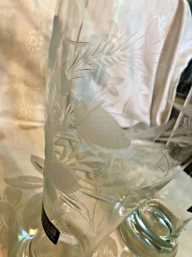 Two Glas Von Marion Crystal Tall Beer Glasses Strawberry Pattern Made in Germany - Picture 4 of 5