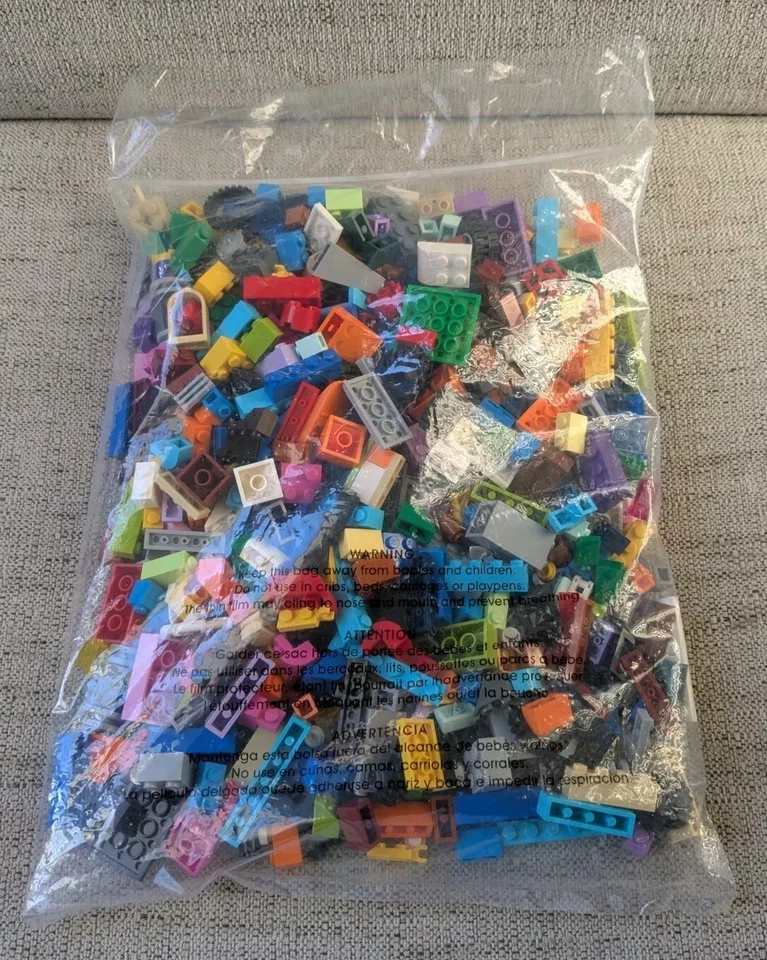 Lego Classic Lego Medium Creative Brick Box | 484 PCS Set 10696 | New w/No Box - Image 2 of 2