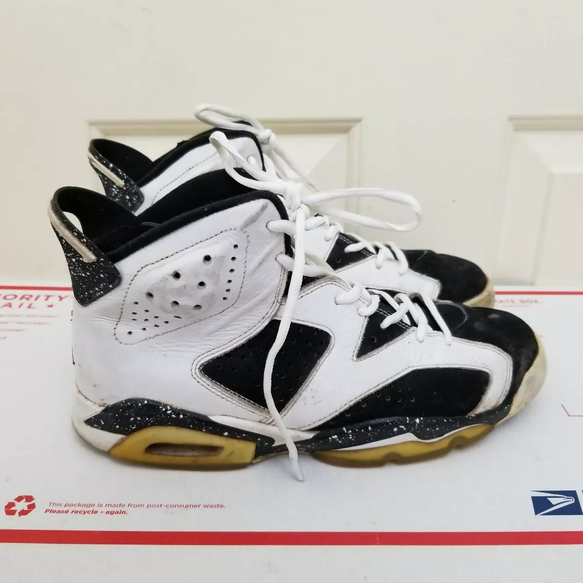 Jordan 6 retro oreo store