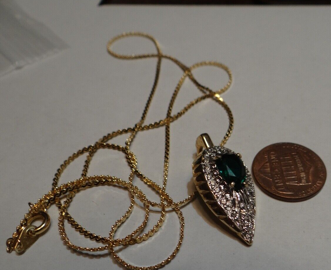 Elegant Green Rhinestone Necklace for Women-image