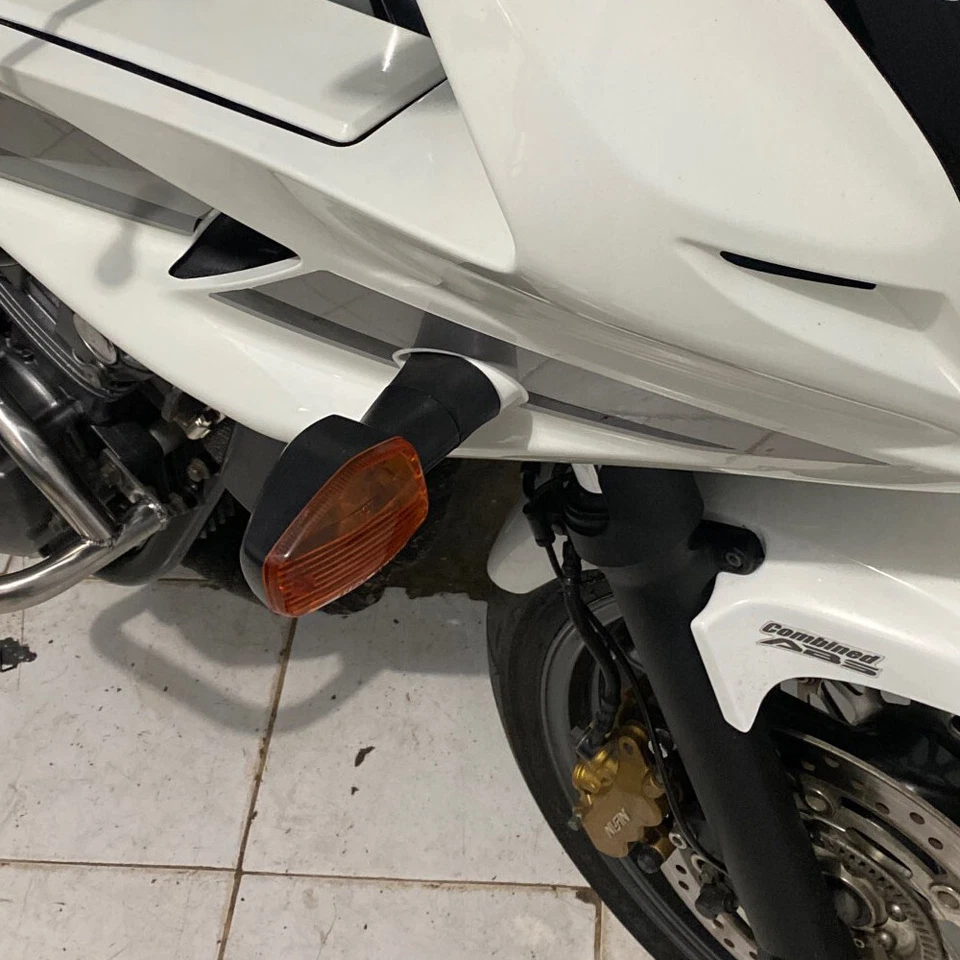 Indicador de luz de señal de giro para Honda VTR1000 SP-1 SP-2 RVT1000R Super Hawk 1000 Foto 2 de 4