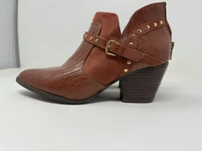Bella-Vita Burgundy gold studded booties 7.5