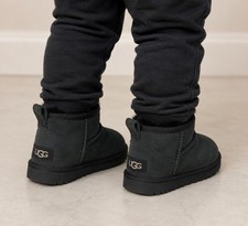 Black Leather Ugg Mini Boots Girls Kids Size 10 Booties Toddler