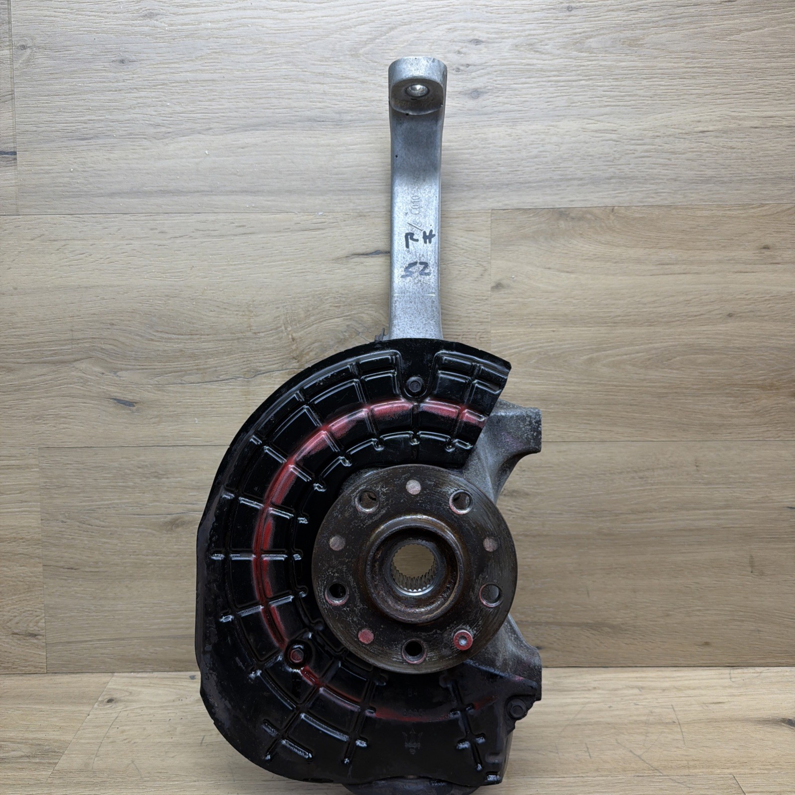 🟢2014-24Maserati Ghibli AWD Front Right Passenger Side Spindle Knuckle Hub Oem