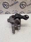 Engine mount vacuum valve