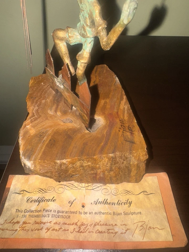 Biografía de Bijan J Bijan Niño con Globos Estatua Escultura Foto 3 de 4