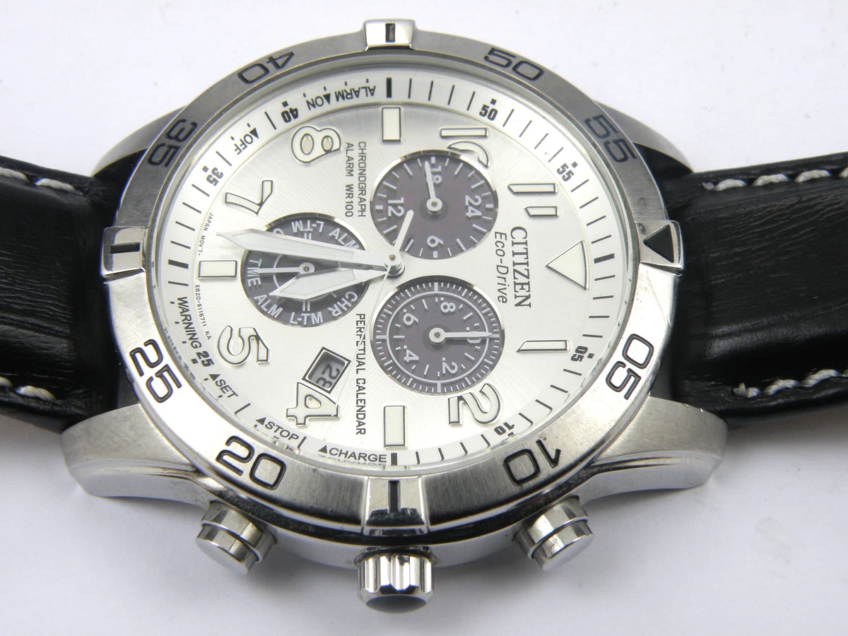 Montre chrono multifonction homme Citizen Eco Drive E820 100 m