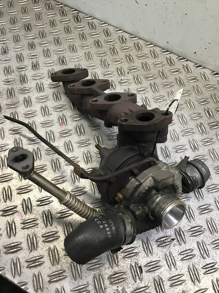 Turbolader Kia Ceed Schrägheck (ED) 1.6 CRDI 115 85kW 116PS  R74D - Bild 3 von 3