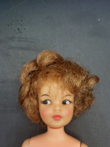 Tammy Ideal Toy Co Posin Pepper Vintage 1960's 10" Doll Marked DO-9, Red Dress - Afbeelding 9 van 10