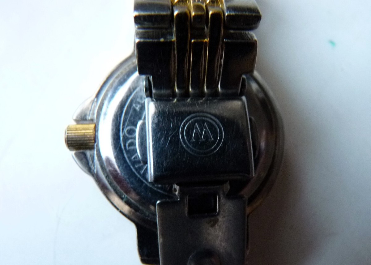 Movado 176582 Museum Two-Toned Ladies Watch Movado Museum Watch Women 24mm Black Dial Two Tone Round  main image 4
