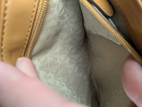 MICHAEL KORS Logo Small Crossbody Bag - Picture 8 of 9