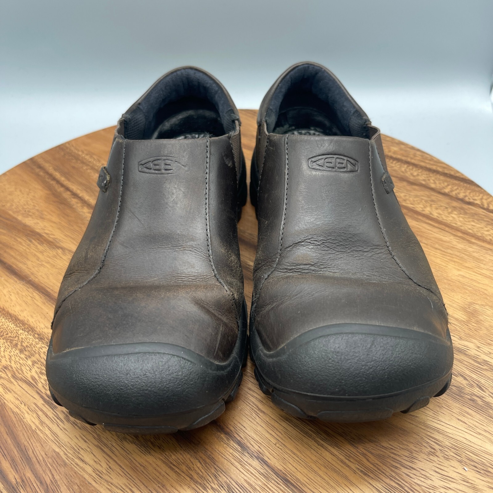 Mocassini Keen Austin da uomo taglia 7 in pelle marrone scarpe casual mules slip on