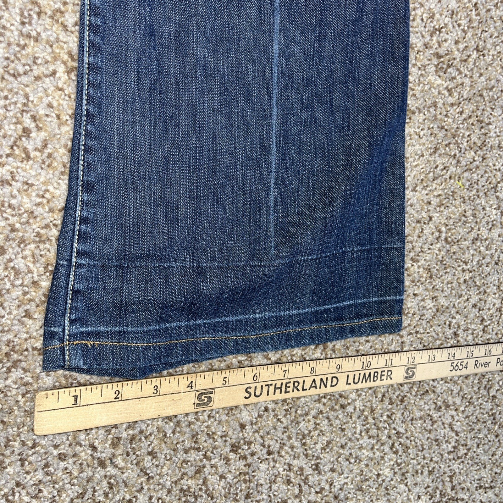 Vintage Bebe High Rise Unique Flare Jeans Dark Wash Size 27 Inseam 35 - View 12