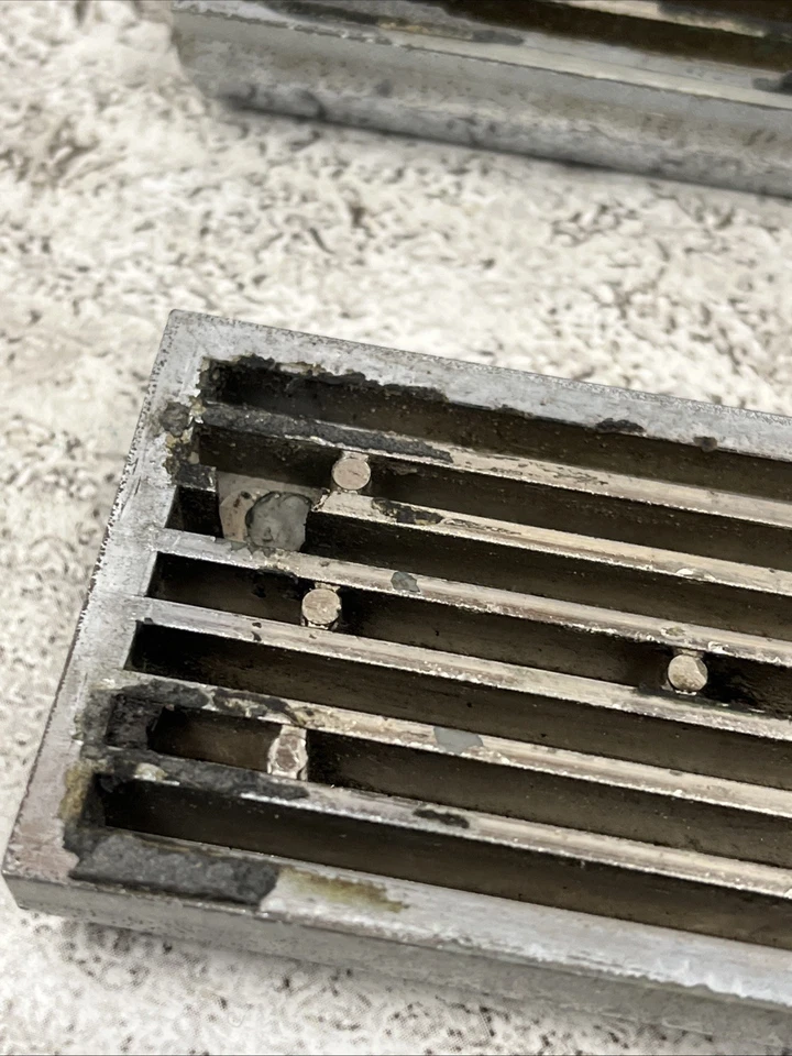 1988-1991 Ford F-Super Duty Fender Emblem Nameplate Logo Set - Image 2 of 4