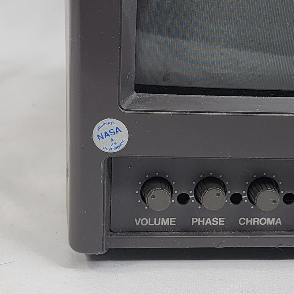 JVC TM-A9U PVM CRT Monitor 9" NASA Program History United Alliance Retro Gaming - Image 3 of 4