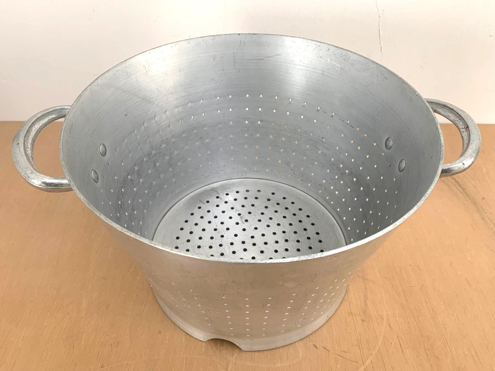 Vintage 30cm Diameter Agnelli Italy Aluminium Catering Conical Colander Drainer