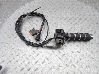2006 06-13 Harley Street Glide FLHXI Right Switch Throttle Control Cable Grip