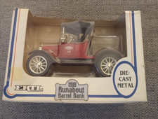 Ertl 1918 Ford Runabout Barrel Bank True Value Diecast 1:25 Scale  9623