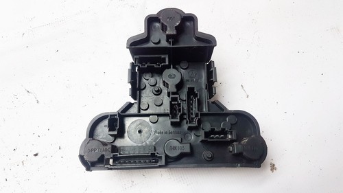 Volkswagen Golf 1995 Tailight Bulb Holder (Lamp Carrier) 1H6945257 #907865-20