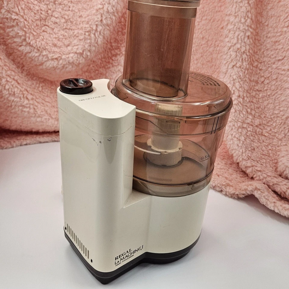 Regal La Machine 1 Full Size Food Processor Model V813 White Made in USA Works!! - Image 2 of 4