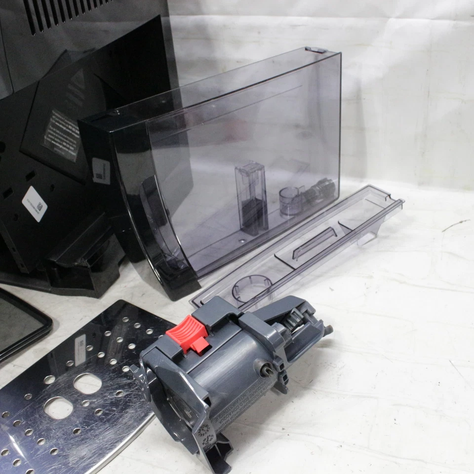 Cafetera espresso capuchino DeLonghi Magnifica XS ECAM22110SB grano a taza Foto 3 de 4