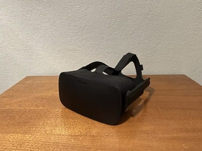 Meta Oculus Rift CV1 VR Headset Untested