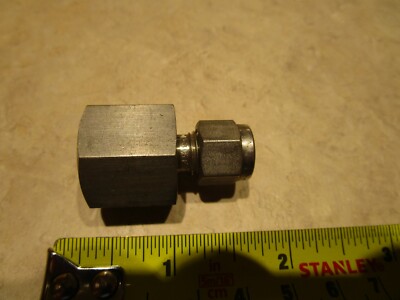 SWAGELOK SS 400 7 6 STAINLESS Connector 1/4 in. Tube OD x 3/8 in