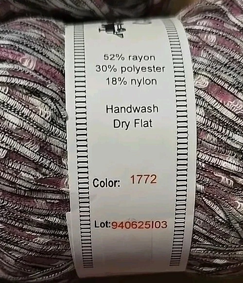 HILADO Palacio de Cristal - Hilo de Cinta Choo Choo - 6 Madejas Rojo Claro 1772 Foto 4 de 4