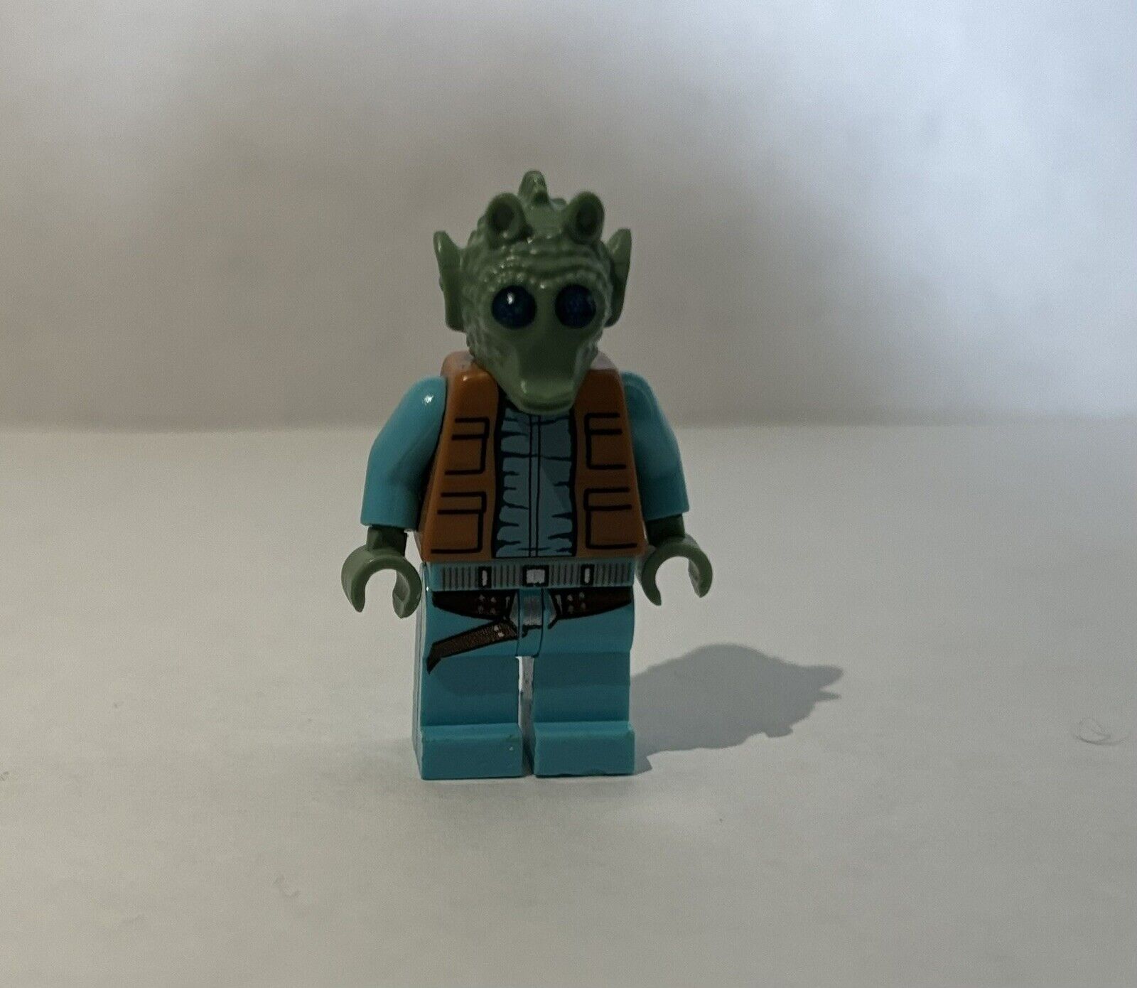 LEGO Star Wars Greedo Minifigure. RARE and EXCLUSIVE to 2 CANTINA SETS 100% NEW