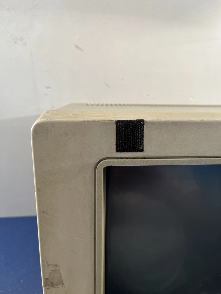 Vintage IBM 3180 1 Terminal CRT Monitor Digital Display | FOR PARTS AS IS - Image 4 of 4