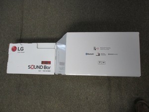 lg 2.1 channel 160w soundbar with wireless subwoofer and bluetooth connectivity
